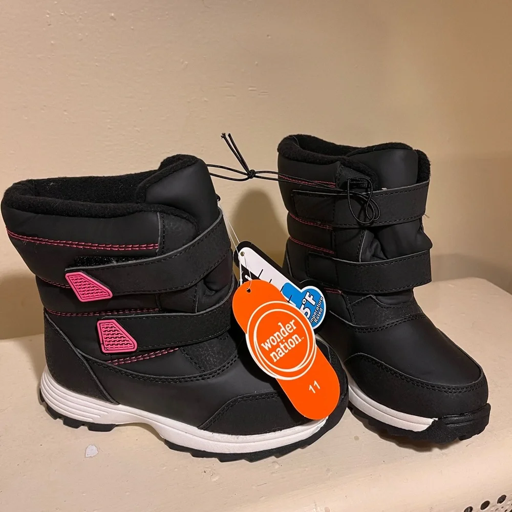 Wonder Nation Kids Black and Red Snow Boots